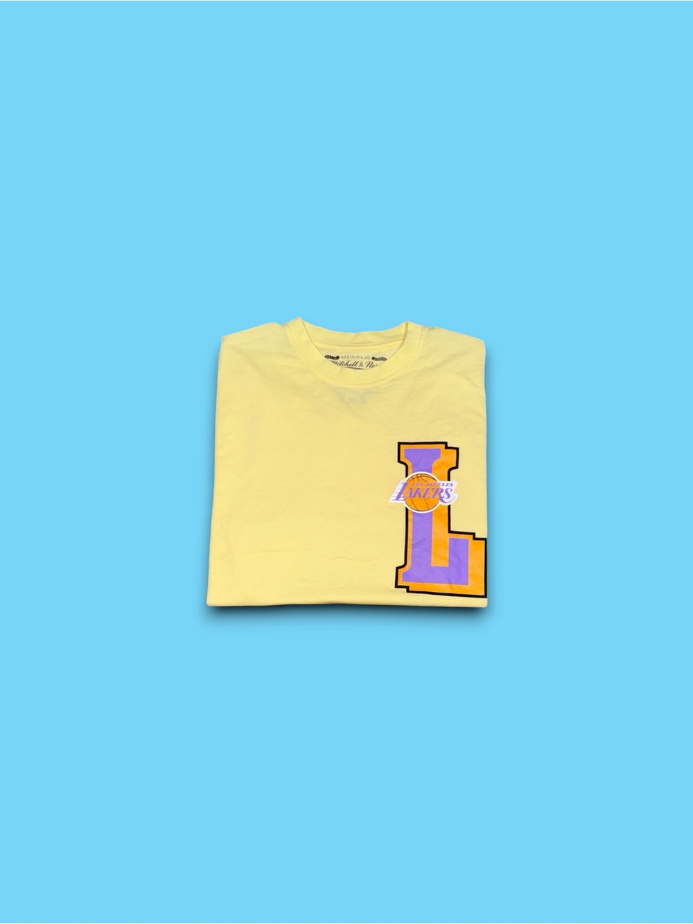 LA Lakers Mitchell & Ness NBA t-shirt yellow mens XS